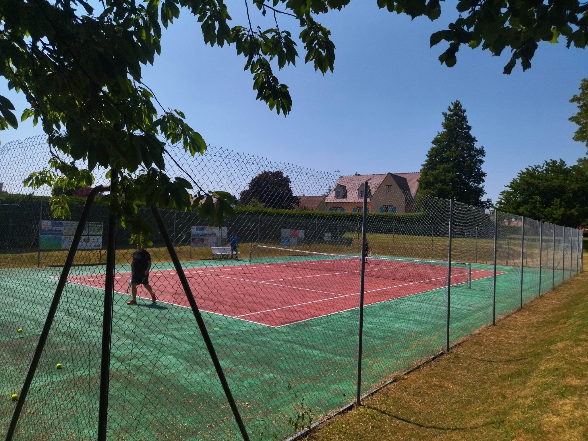 Terrain de tennis 